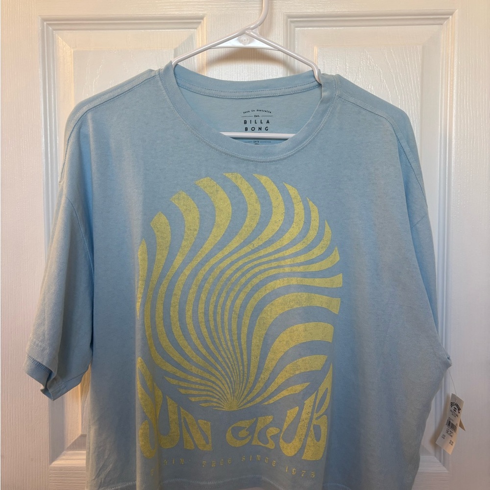 Billabong Light Blue Cropped Tee with light yellow Logo